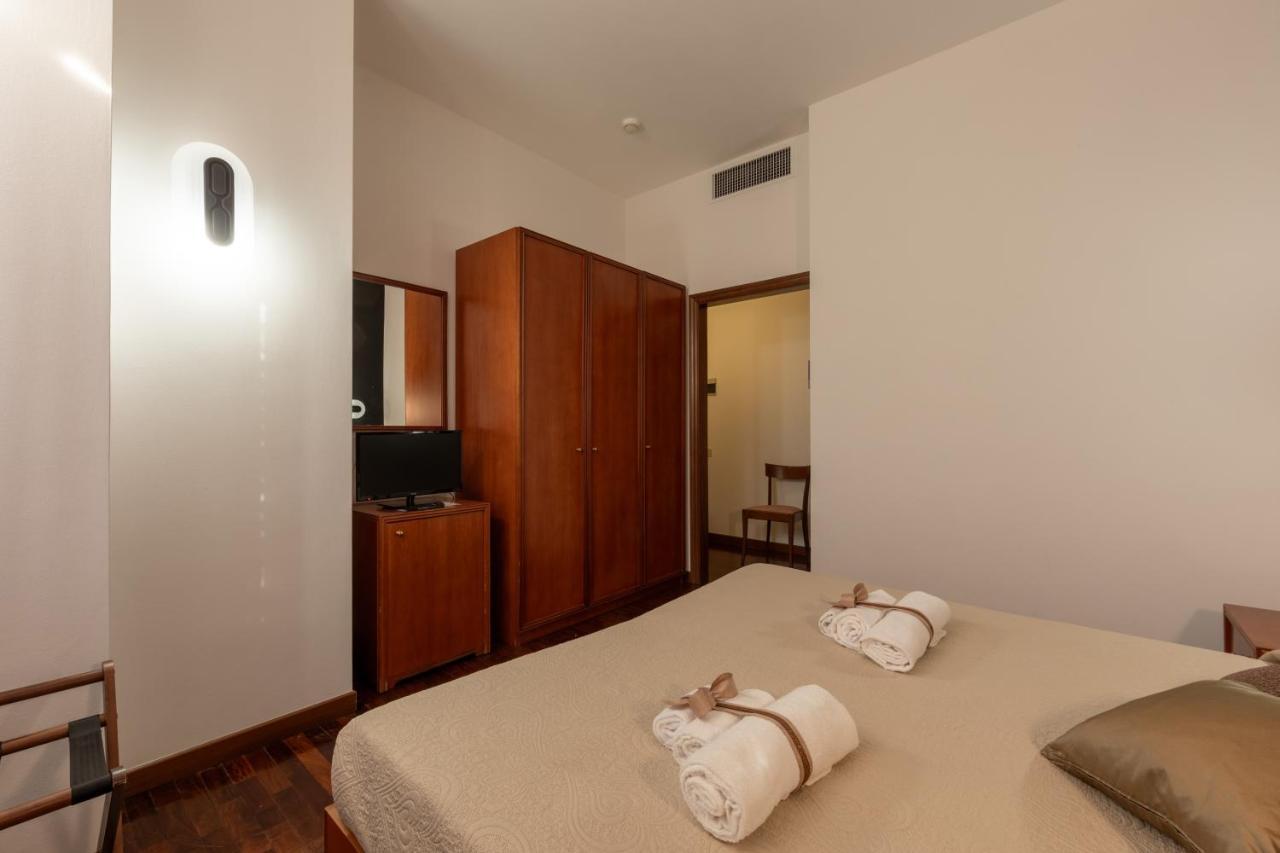 Hotel Grimaldi Treia Buitenkant foto