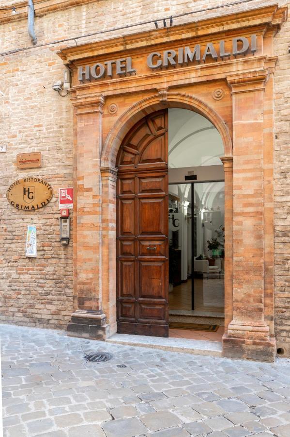 Hotel Grimaldi Treia Buitenkant foto